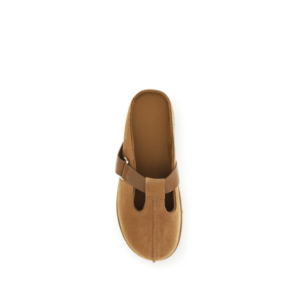 شبشب بغل UGG بني من جلد ربلة الساق (جلد البقر)