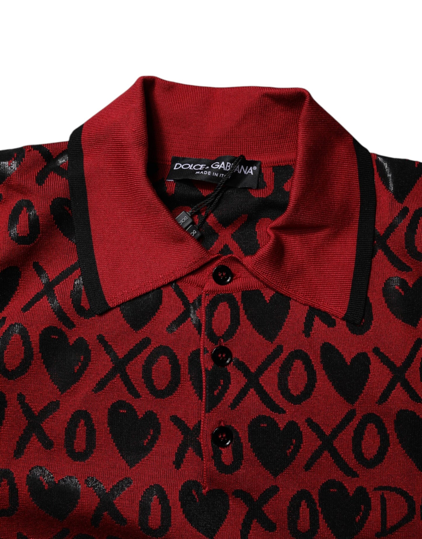 تيشيرت بولو بياقة "XOXO" من القطن الأحمر دولتشي أند غابانا