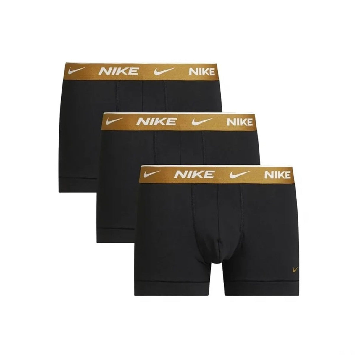 سراويل نايكي القصيرة