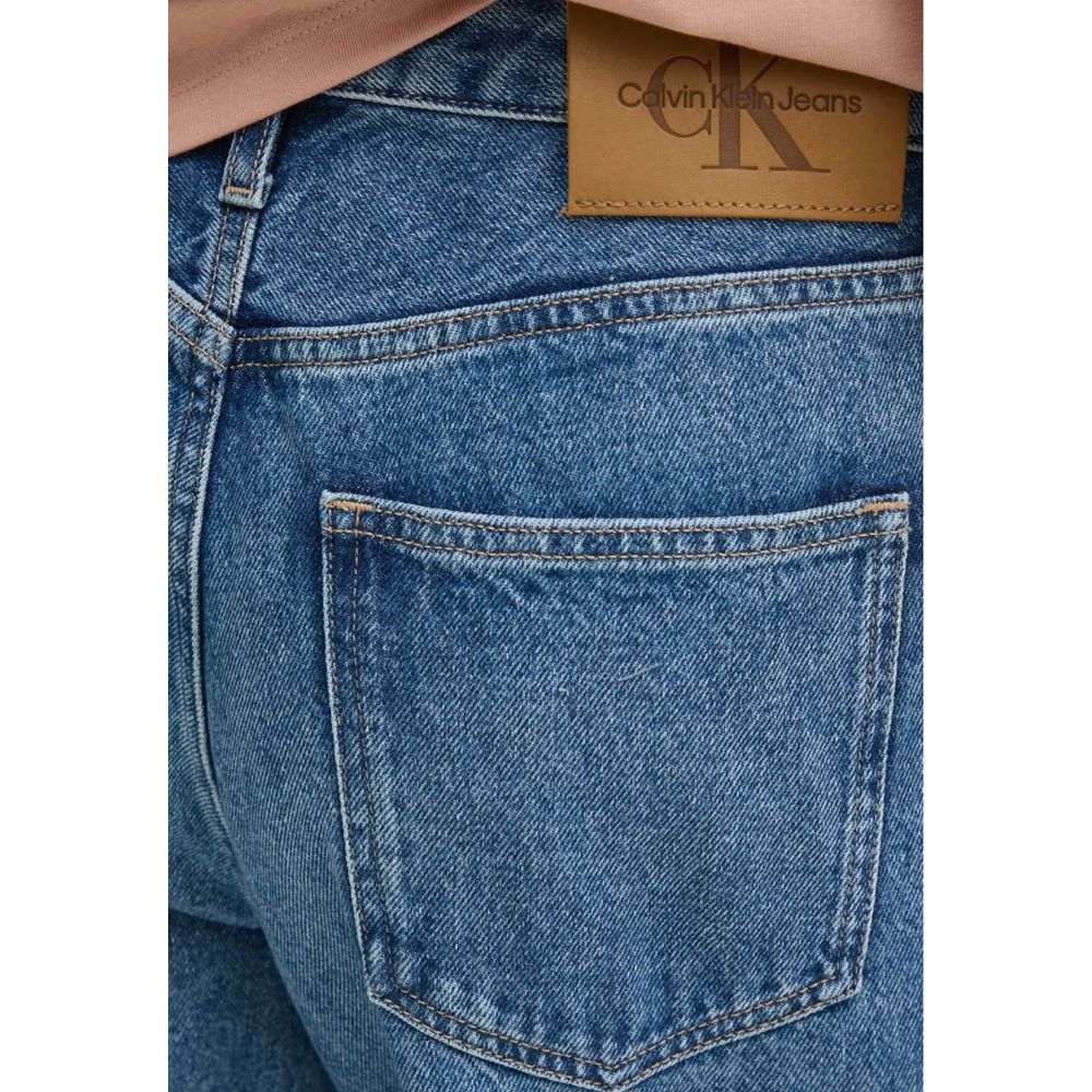 بنطلون جينز Calvin Klein Jeans Mom من القطن باللون الأزرق