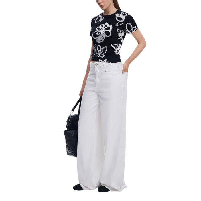 تي شيرت نسائي من Desigual