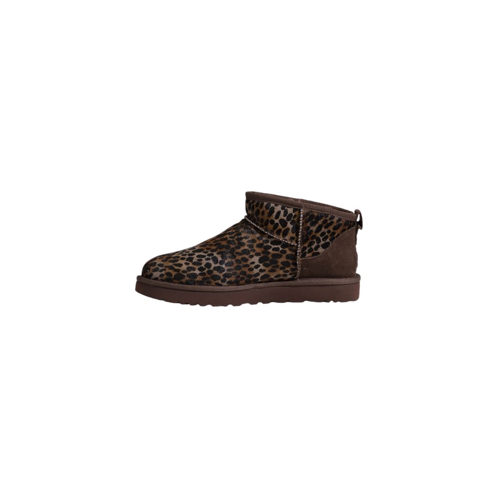 جزمة الكاحل UGG من جلد الشامواه البني