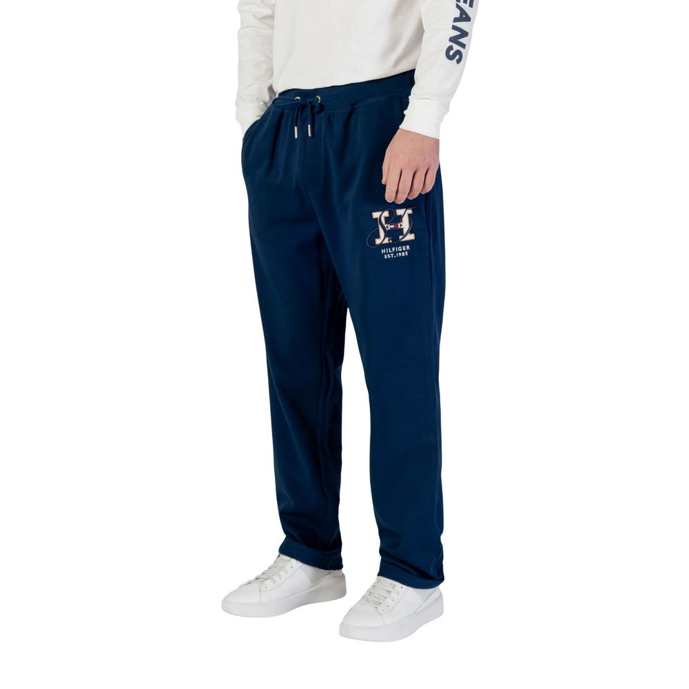 بنطلون رياضي (Joggers) من تومي هيلفيغر باللون الأزرق من القطن المعاد تدويره
