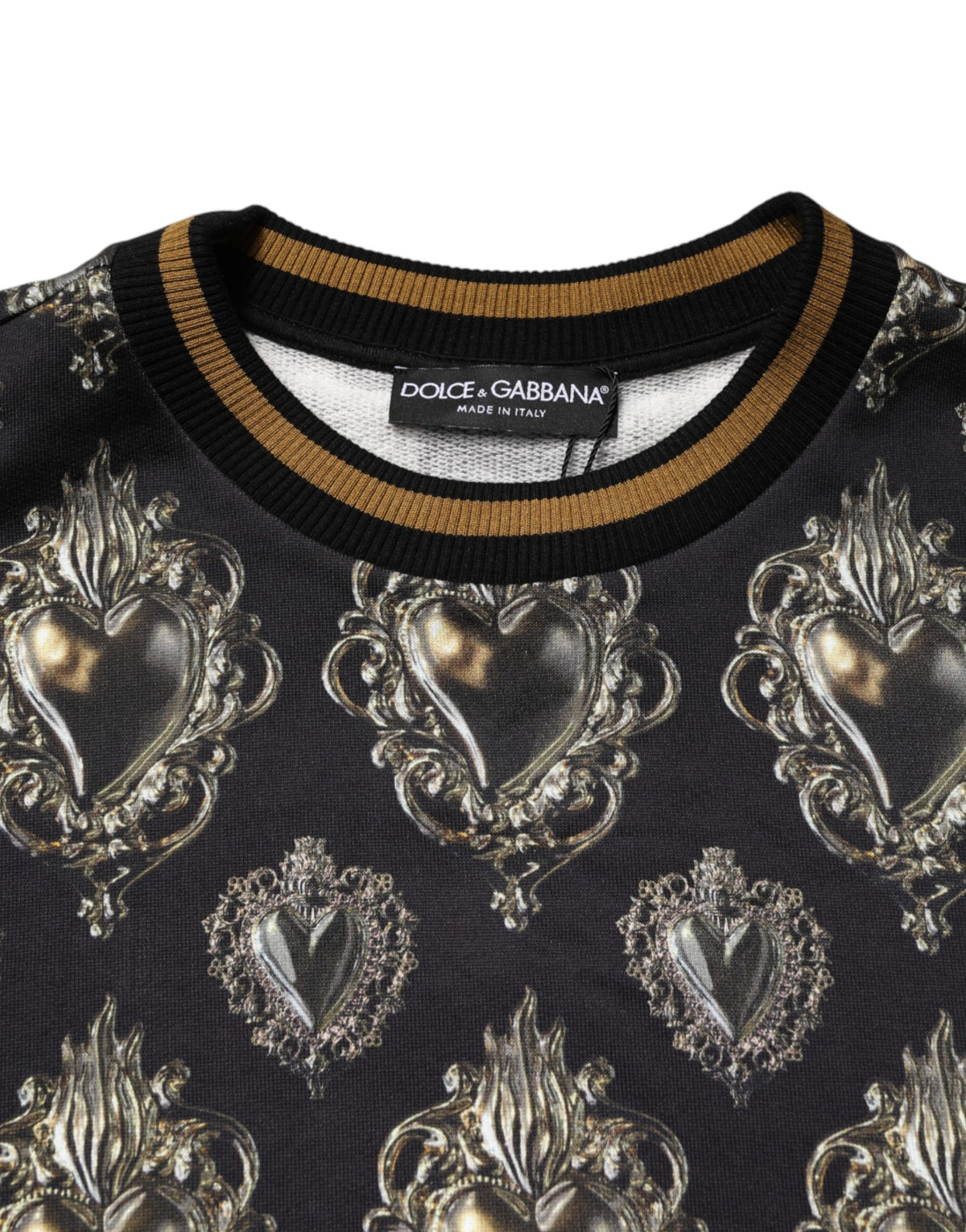 سويتر من القطن الأسود بطبعة القلب المقدس من Dolce & Gabbana