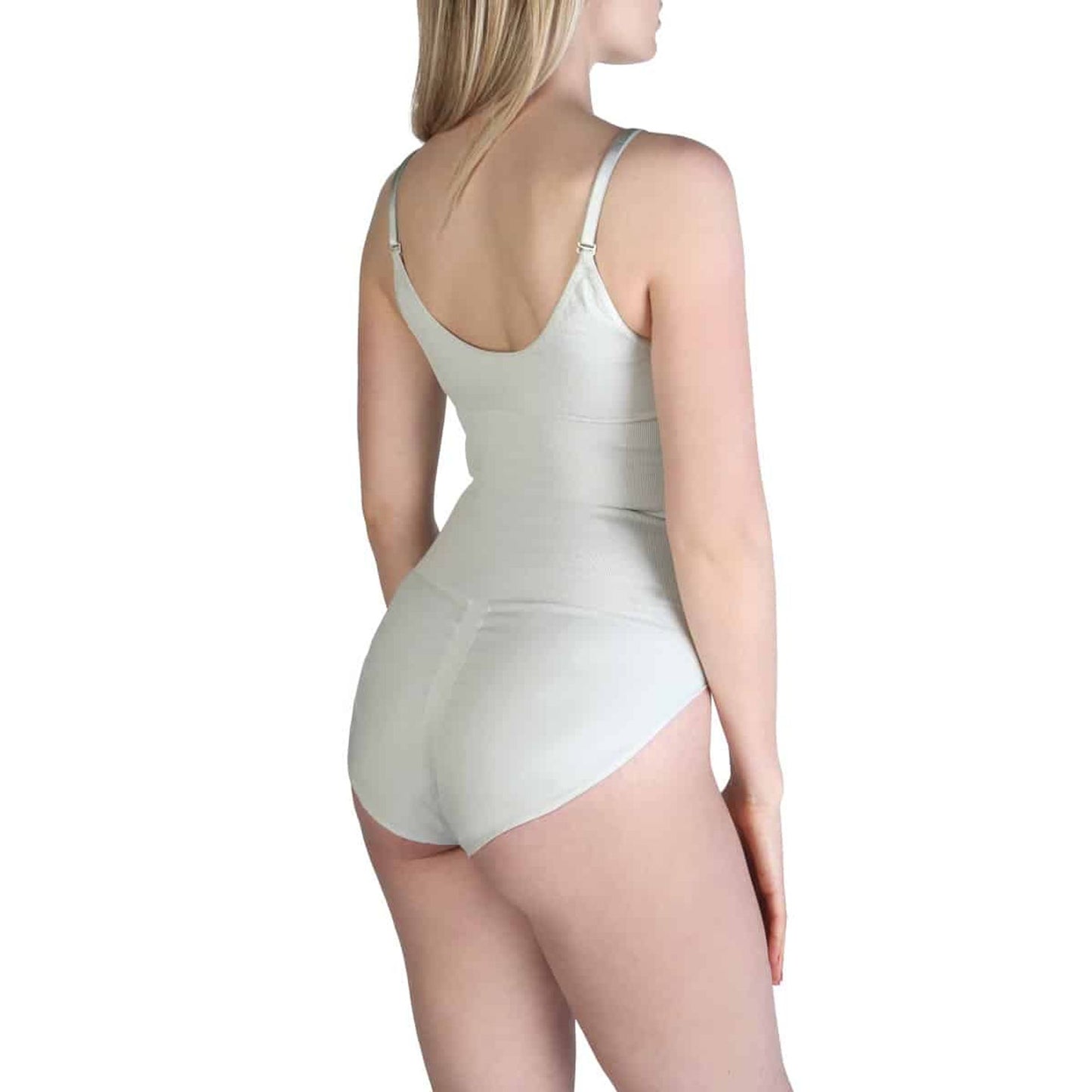 ملابس داخلية Bodyboo لتشكيل الجسم