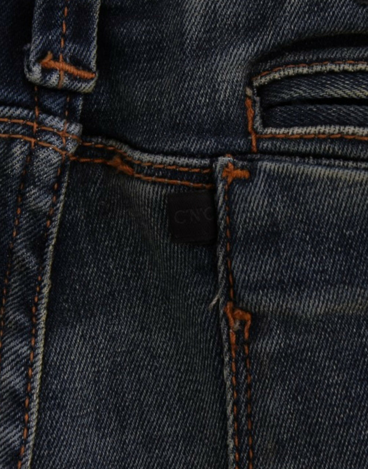 جينز بقصة أرجل مستقيمة باللون الأزرق من كوستوم ناشيونال
