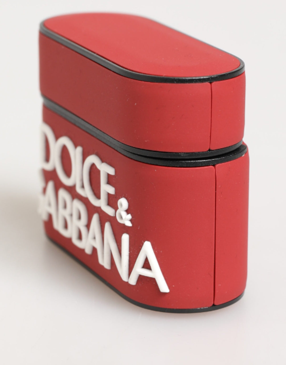 حافظة AirPods إكسسوار بشعار منقوش من السيليكون باللونين الأحمر والأبيض من Dolce & Gabbana