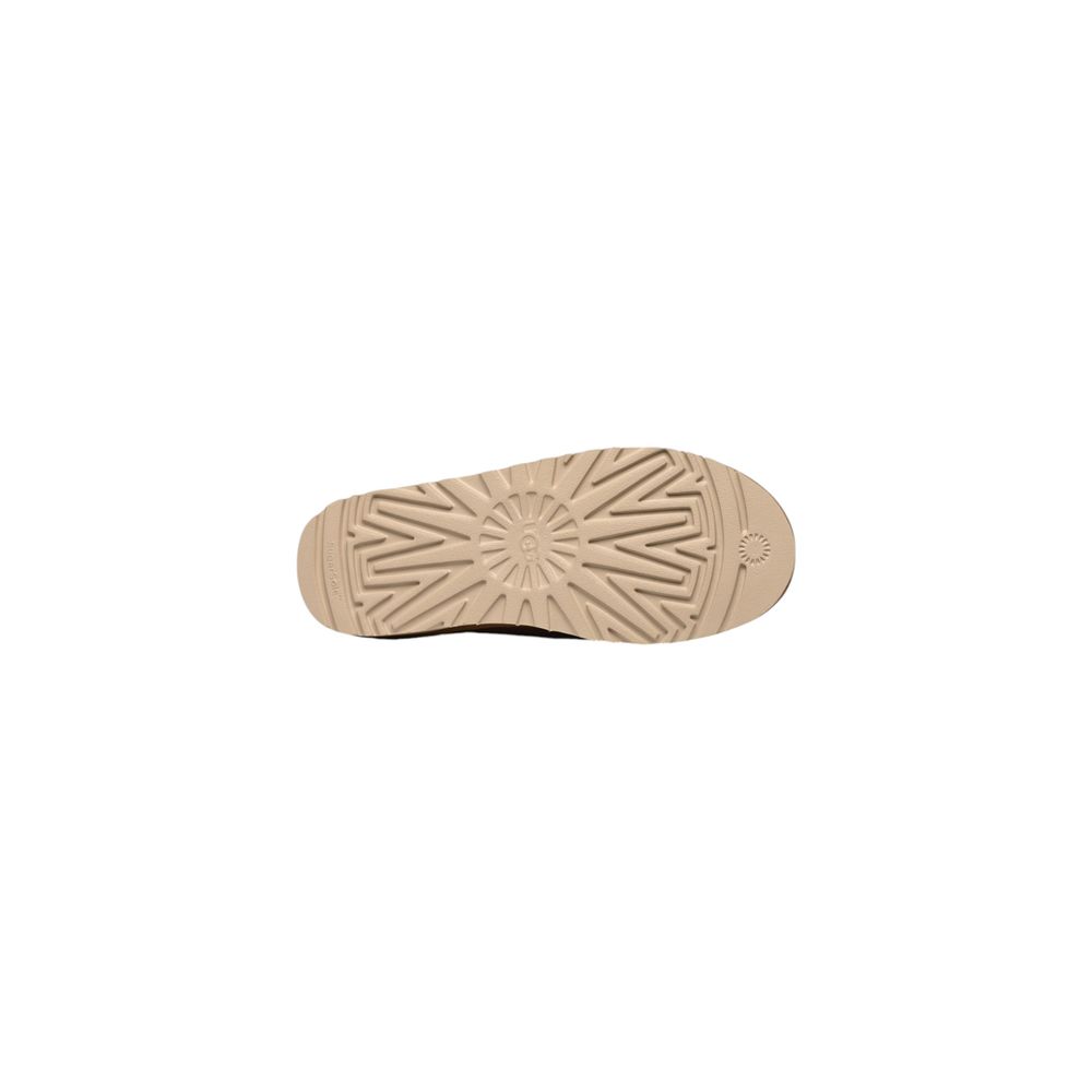 شبشب UGG من الجلد السويدي البيج