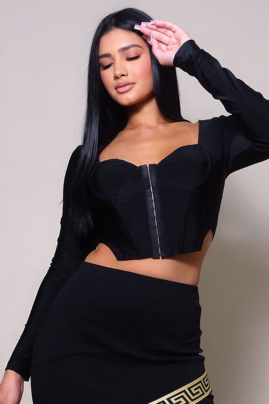 توب كورسيه بأكمام طويلة
