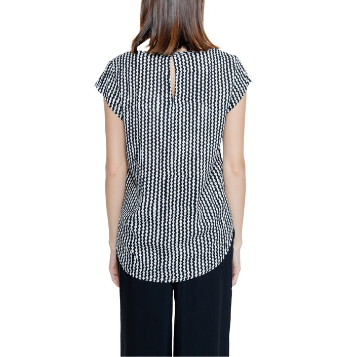 Only  Women Undershirt