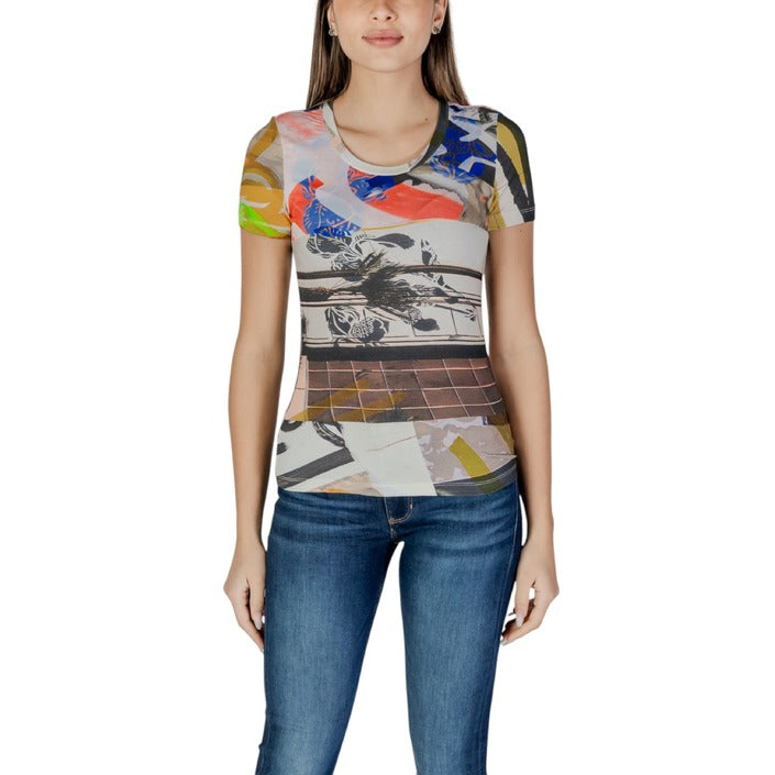 تي شيرت نسائي من Desigual