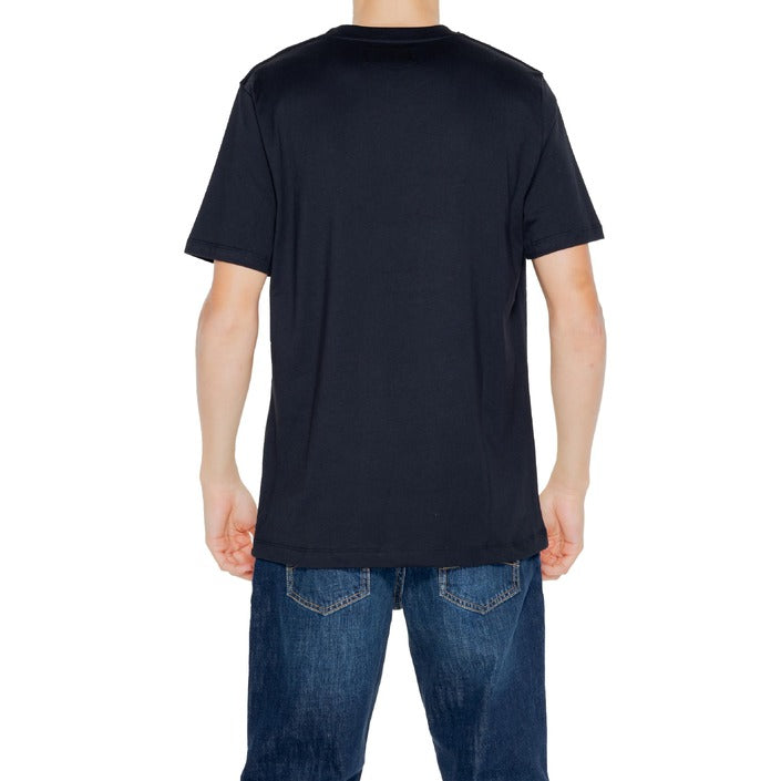 Underclub Men T-Shirt