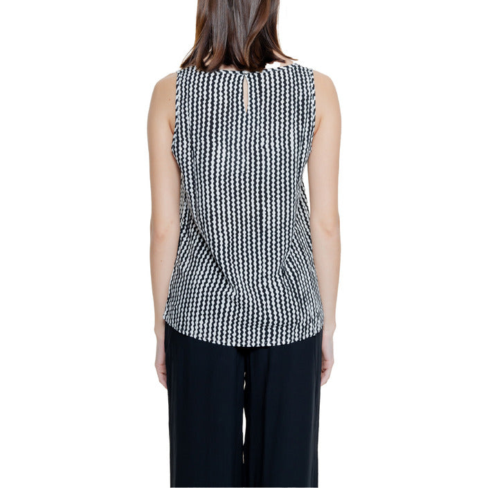 Only  Women Undershirt